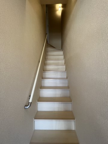 アルカンシエルの内装|内階段