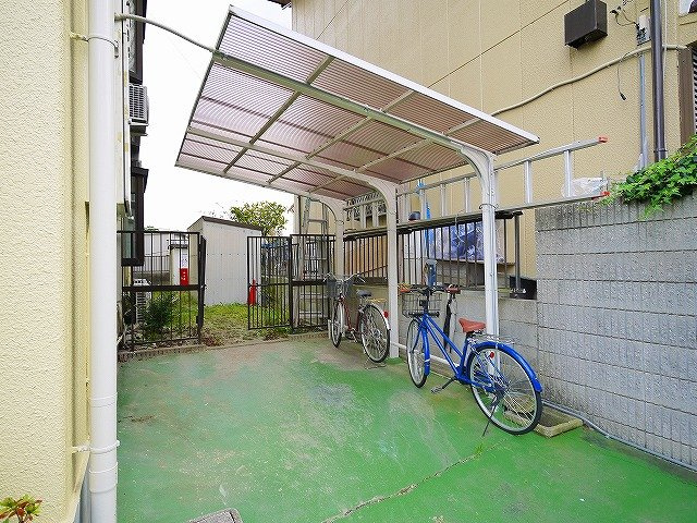 スタンドアップ本町のその他共用部分|駐輪場です