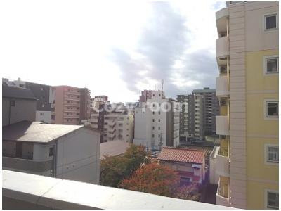 【展望】 | ライブガーデン江坂Ⅱ | バルコニーからの眺めです。