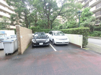 【駐車場】 | 平置き駐車場です。