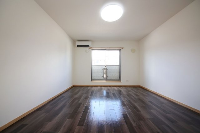 SMILE COURTⅡの居間・リビング