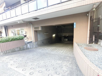 【駐車場】 | 平置駐車場です。