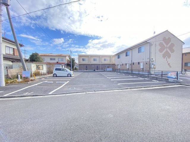 Four Leaf Cloverの駐車場