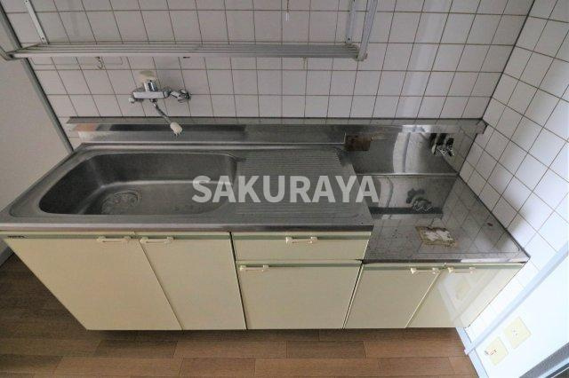 レジデンスシュドーのキッチン|現況と異なる場合があります。