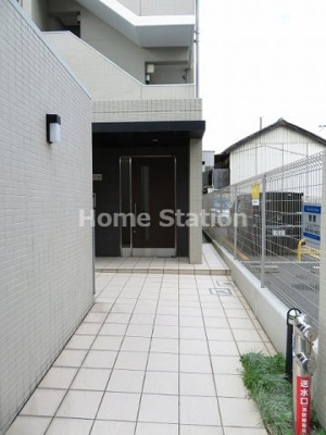 【エントランス】 | プレミアコート