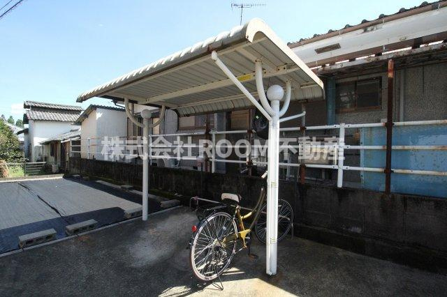 サンタプレイスの駐車場