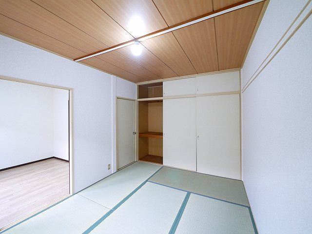 エスポワール神殿町の収納|十分な収納スペースがあります