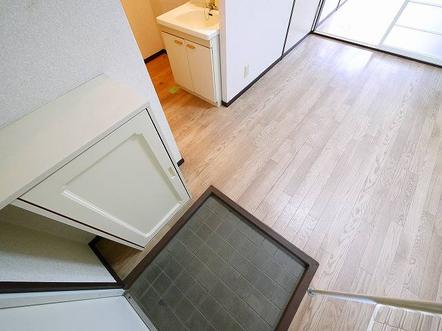 エスポワール神殿町の玄関|明るい玄関です