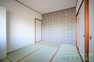 【寝室】 | 和室６帖