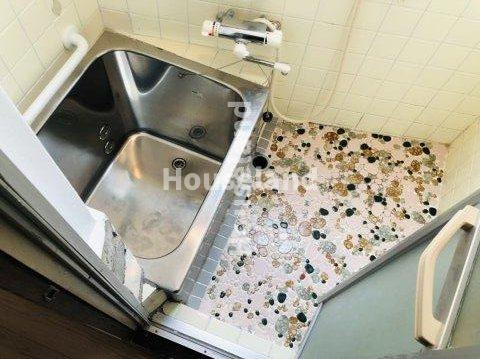 出水連棟の浴室