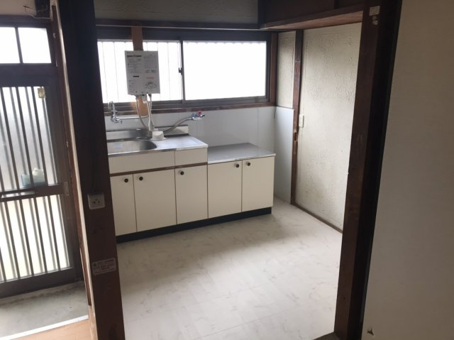 福島アパートのキッチン