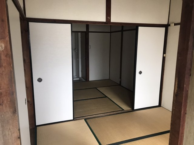 福島アパートの和室