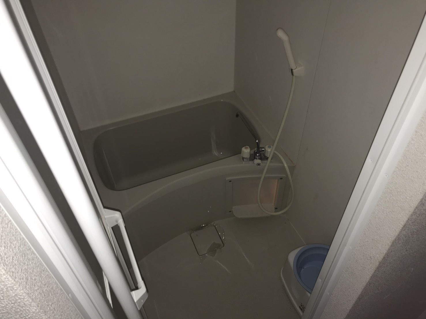 福島アパートの浴室