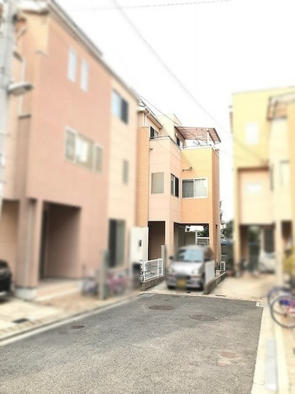 【前面道路含む現地写真】 | 寝屋川市秦町　中古戸建