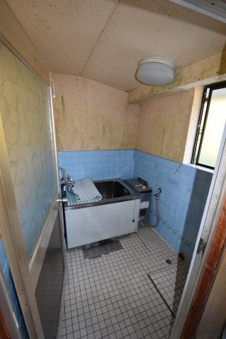 清水町戸建の浴室
