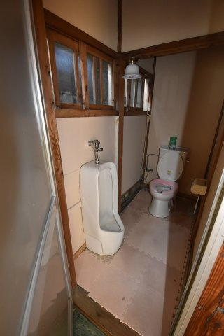 清水町戸建のトイレ