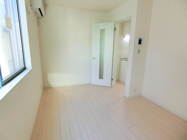 リーフィアⅡ号棟の洋室