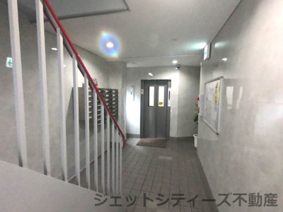 【ロビー】 | 7レジデンス