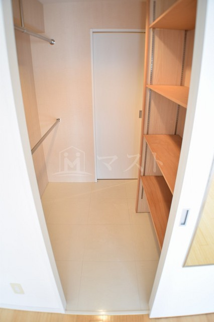 クレグラン南船場の収納|他号室参考写真