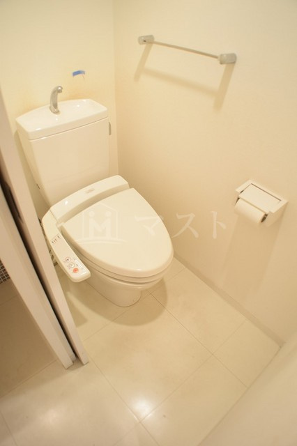 クレグラン南船場のトイレ|他号室参考写真