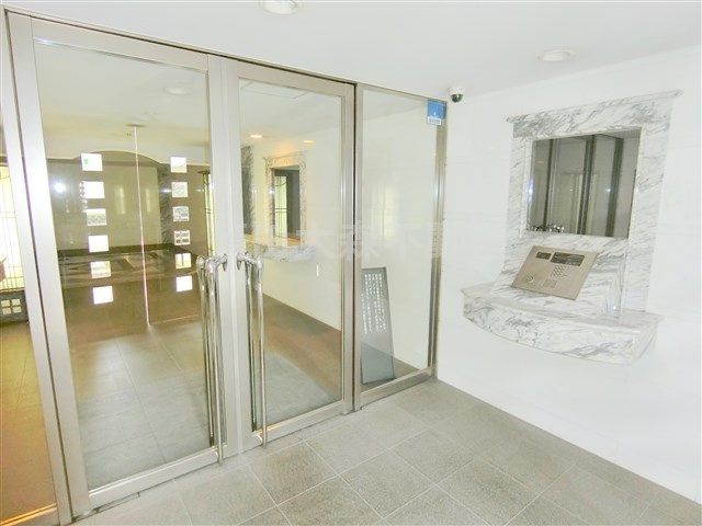 デュオ・スカーラ蒲田Ⅱのエントランス