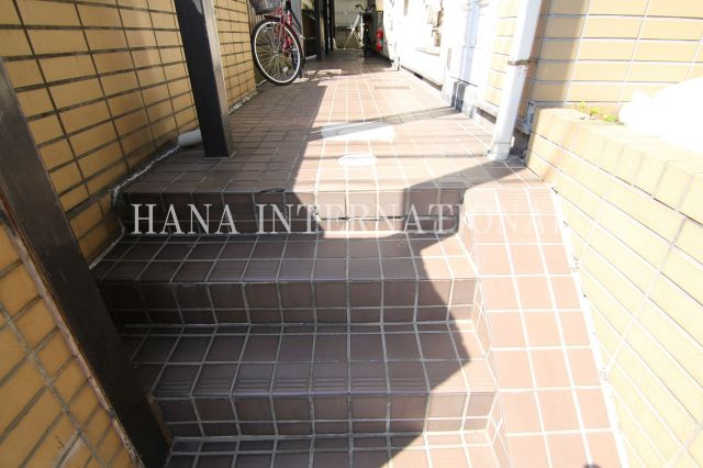 ローズアパートＱ66のエントランス