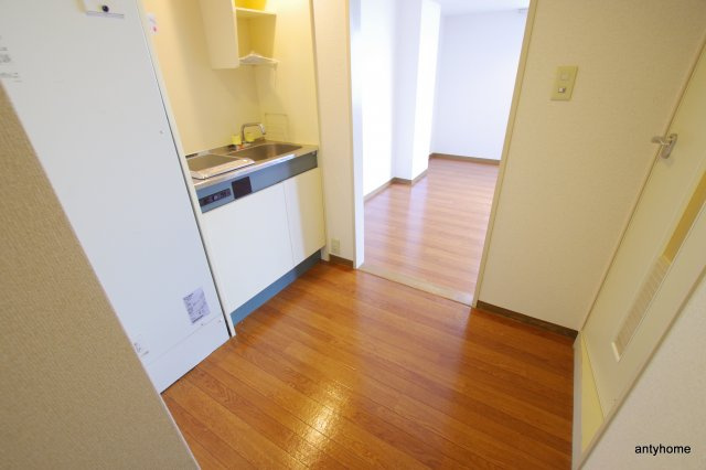 アスタラビスタ新梅田　仲介手数料無料の玄関