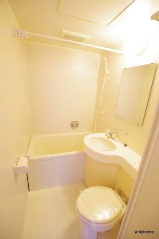 アスタラビスタ新梅田　仲介手数料無料の洗面所