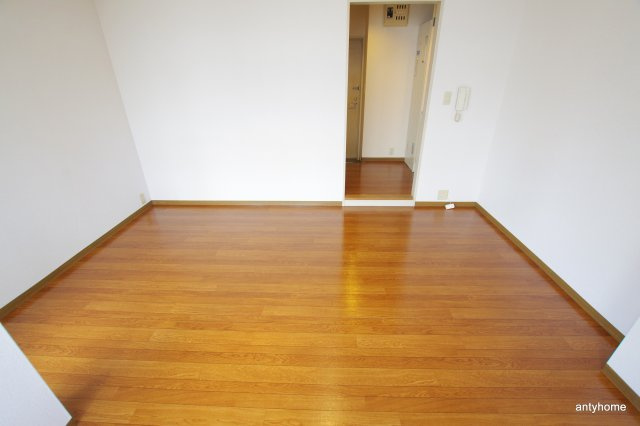 アスタラビスタ新梅田　仲介手数料無料の寝室