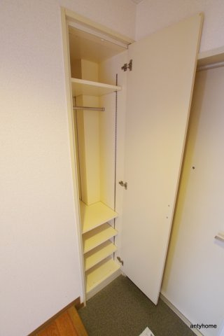 アスタラビスタ新梅田　仲介手数料無料の収納