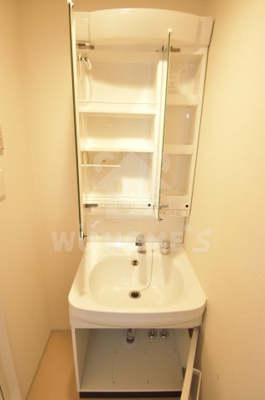 【その他】 | メインステージ大阪福島 | 独立洗面台あり、毎朝おしゃれに忙しい女性の方におすすめです