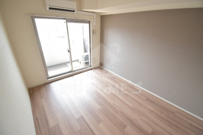 【洋室】 | メインステージ大阪福島 | 個人の部屋や寝室として使える洋室です