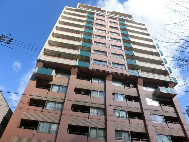 ファミール心斎橋イースト