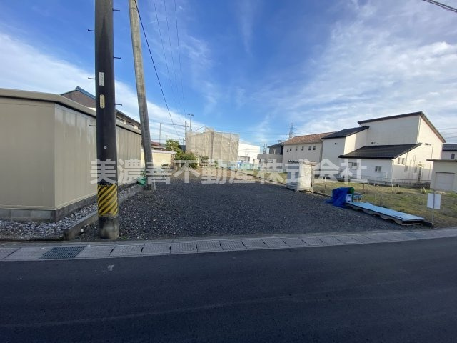 ５７７７１　不破郡垂井町土地の外観