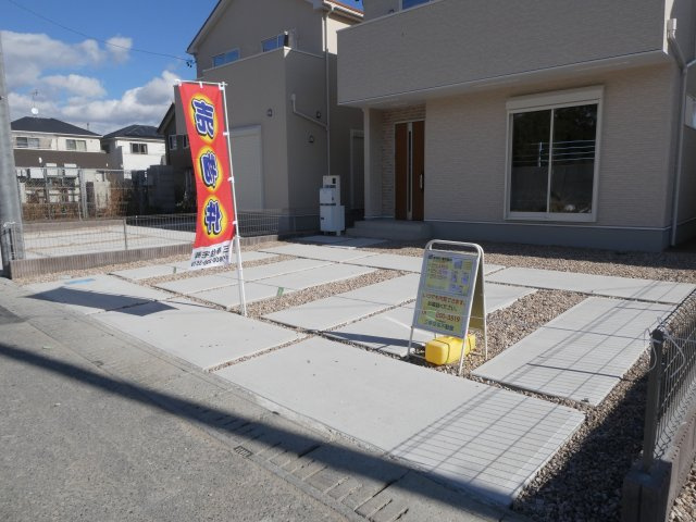 碧南市権現町21-1期新築分譲住宅　6号棟の駐車場|駐車場の用意があります