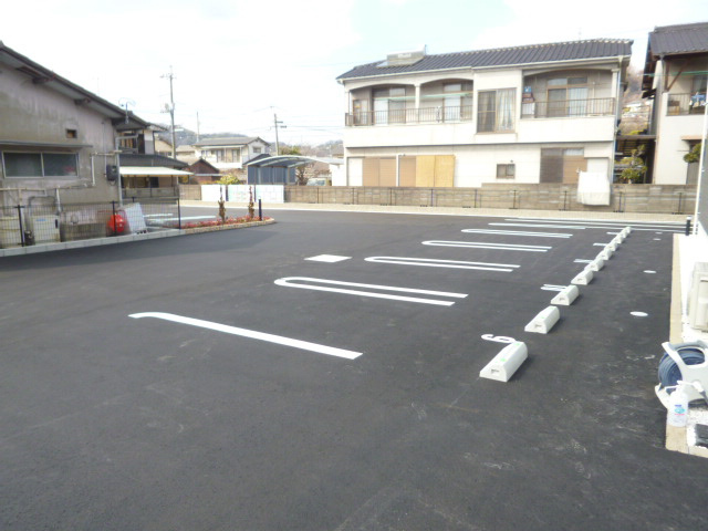 ヴァンベール連島Ⅲの駐車場