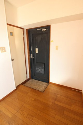 【玄関】 | フローラル新屋敷
