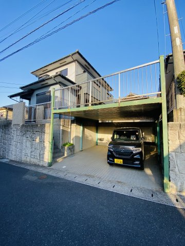 宗像市稲元7丁目　戸建ての駐車場