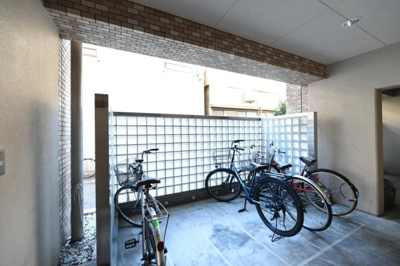 【その他共用部分】 | 日神パレステージ御徒町 | 駐輪場