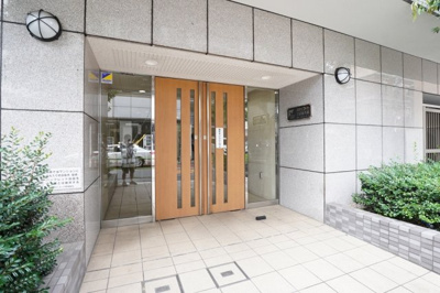 【エントランス】 | スカイコート三田慶大前
