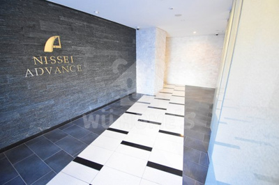 【エントランス】 | アドバンス西梅田ラシュレ | ゆとりのあるエントランスです