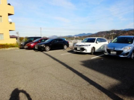 千代田グリーンハイツの駐車場
