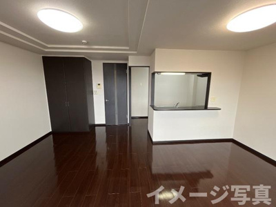 【居間・リビング】 | ブルーローズ