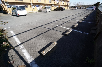 【駐車場】