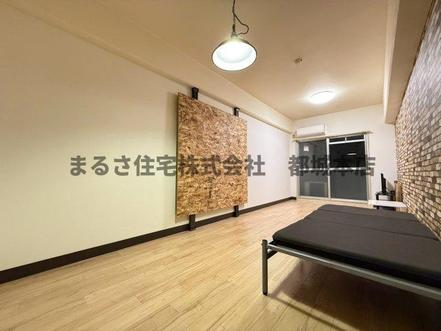 MJ上町第二の洋室
