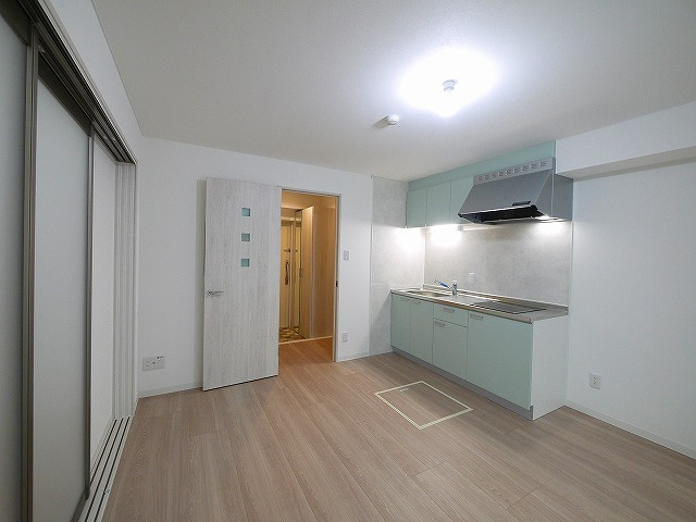 アルヴァローレ北町の居間・リビング|シンプルで清潔感のある明るいリビングです