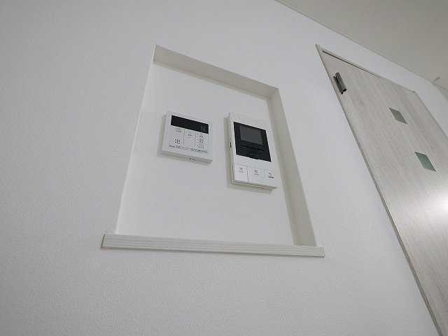 アルヴァローレ北町のセキュリティ|モニター付きインターホンがあれば相手の顔が見えるので安心です