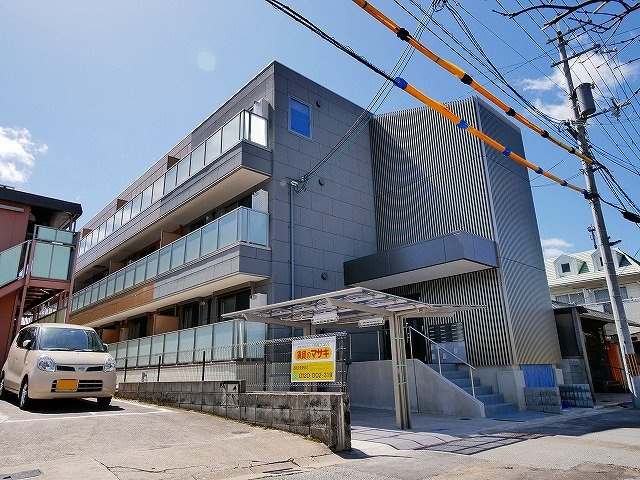 アルヴァローレ北町の外観|2トーンのおしゃれなマンションです
