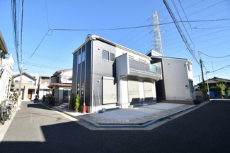 【外観】 | 閑静な住宅街で落ち着いた雰囲気です。お客様のご都合でいつでもご内覧可能で御座います。