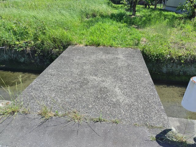 ５７６０４　本巣郡北方町芝原中町土地の外観